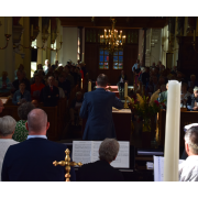 Opname vanaf het hoogaltaar tot de kerkdeuren