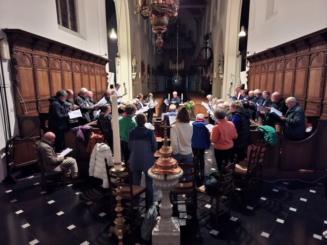 Beekse Cantorij o.l.v. Jac Peeters met organist Ad van Sleuwen